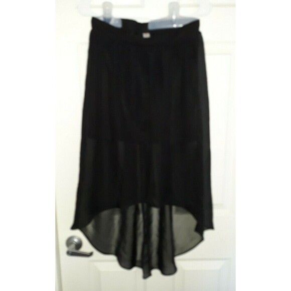Women's Medium Size 7-9 No Boundaries Black Sheer Skirt - Picture 1 of 3